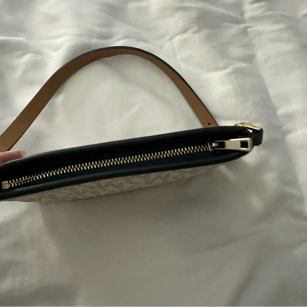 Michael Kors Shoulder Bag